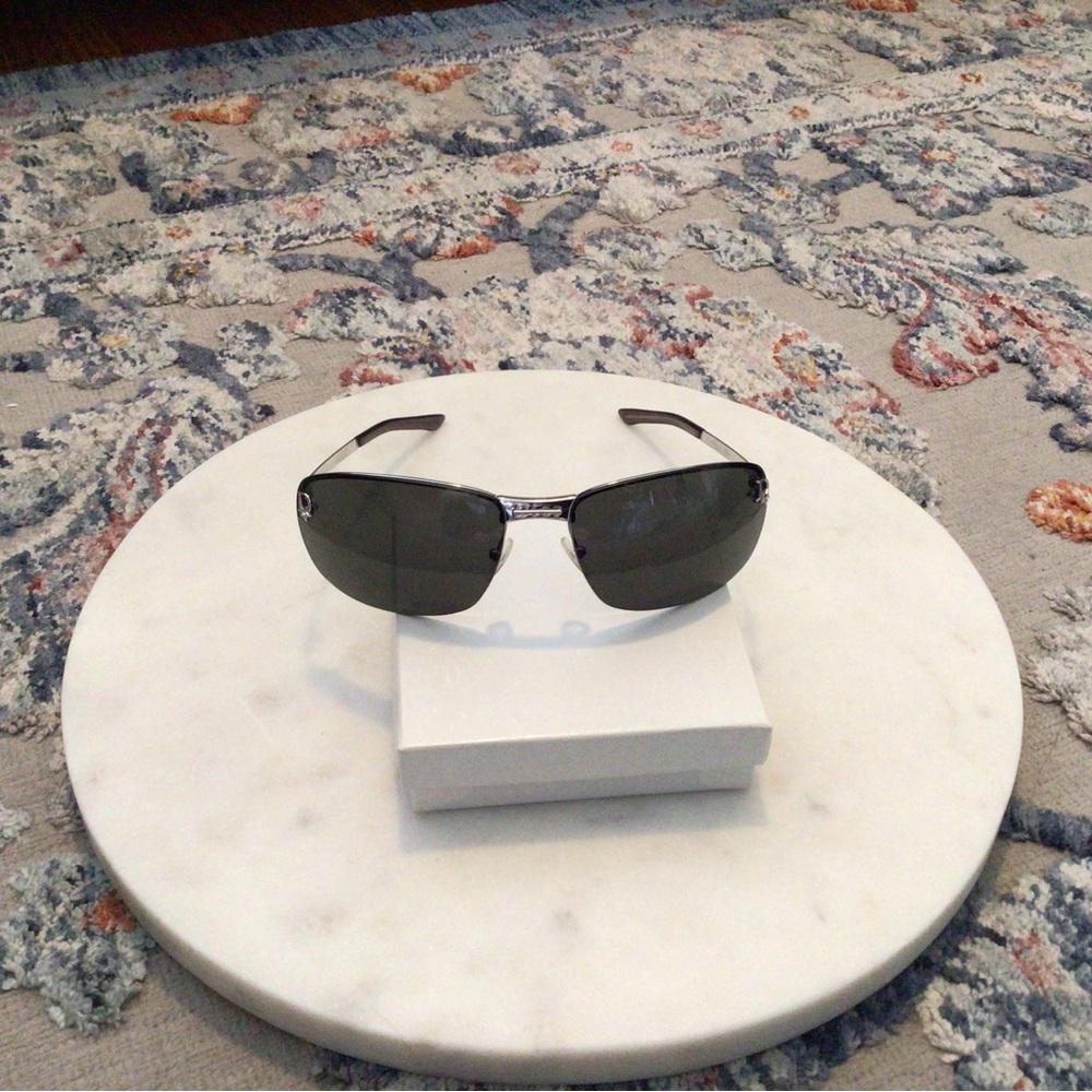 Vintage/ Y2K Christian Dior Sunglasses with Silver Details and Black Frames